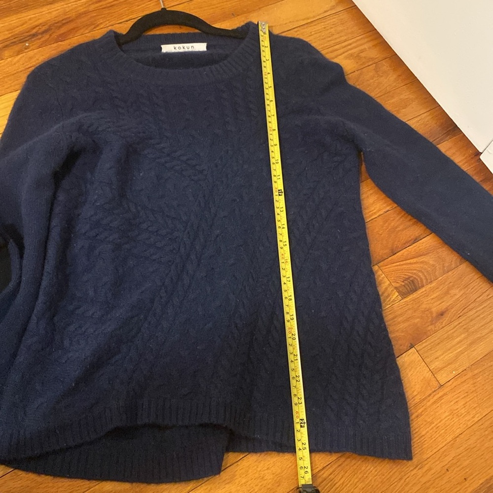 Women's Navy Cashmere Sweater